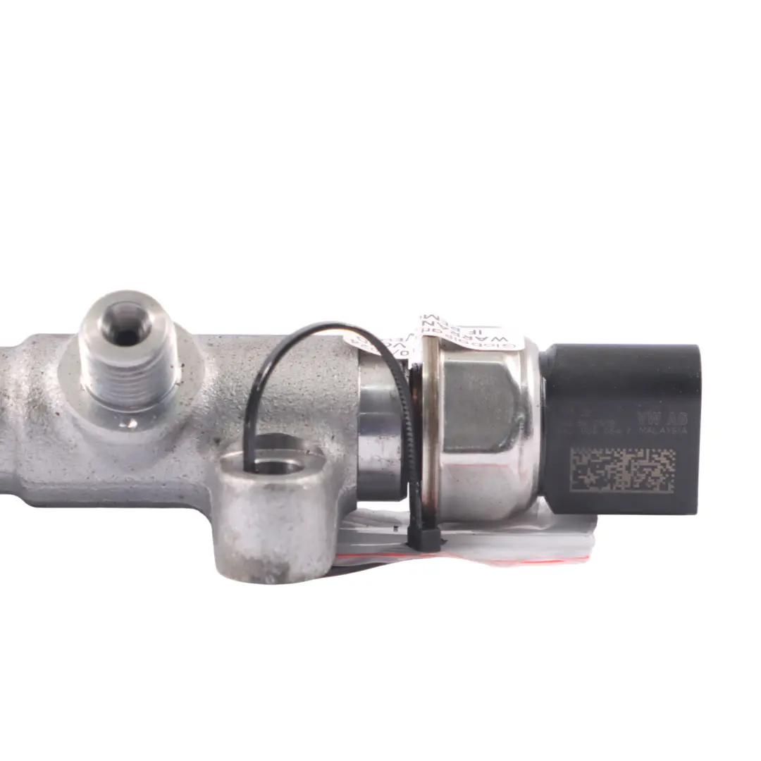 DGTE Diesel Kraftstoff Einspritz Leiste für Audi A3 8V 30 TDI mit Teilenummer 04L130089F Audi A3 8V 30 TDI DGTE Diesel Kraftstoff Einspritz Leiste - SKU 04L130089F - Teilenummer 04L130089F