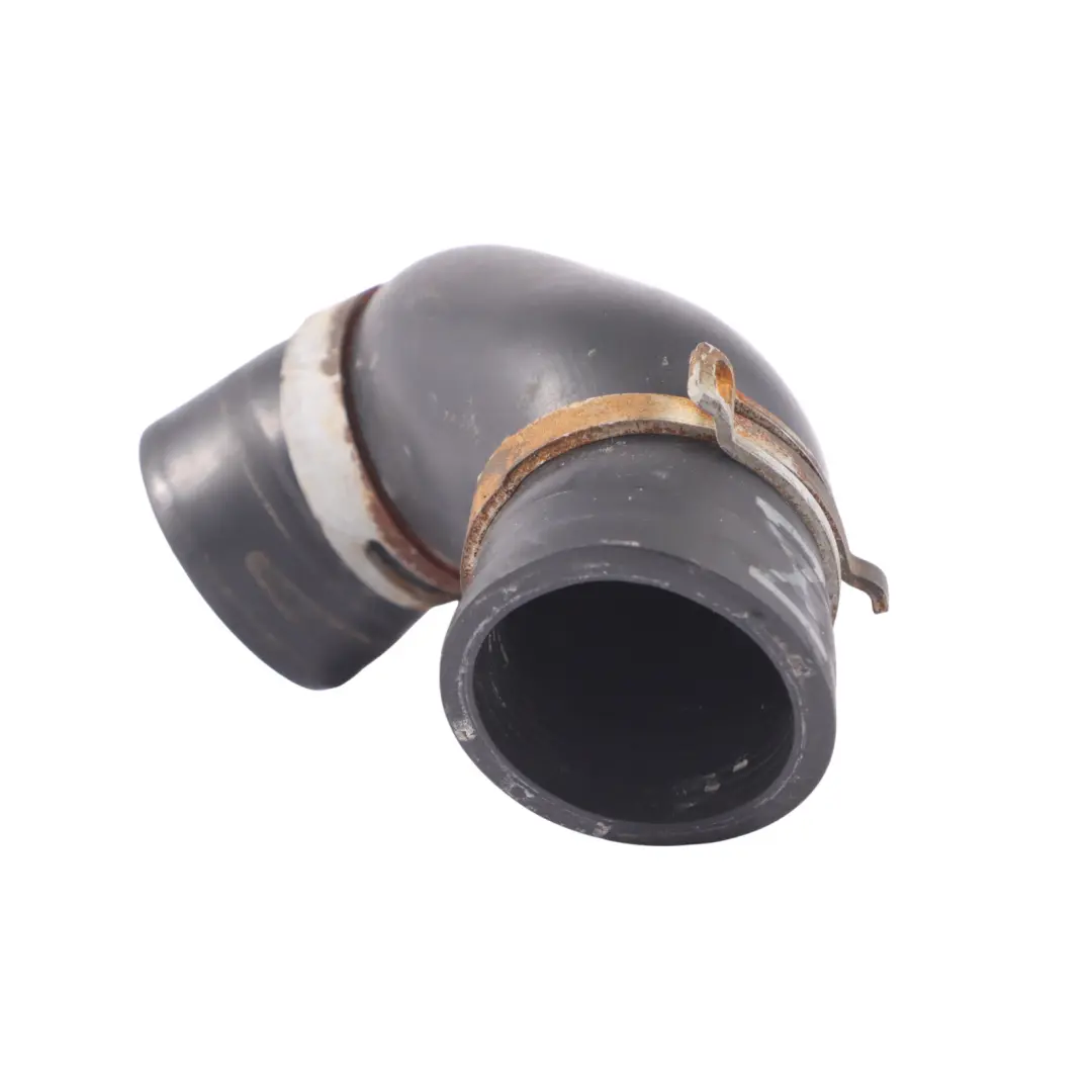 DGTE Turbo Aumentar Intercooler Manguera Tubo para Audi A3 8V 30 TDI con número de pieza 04L131521AE Audi A3 8V 30 TDI DGTE Turbo Aumentar Intercooler Manguera Tubo - SKU 04L131521AE - Número de pieza 04L131521AE