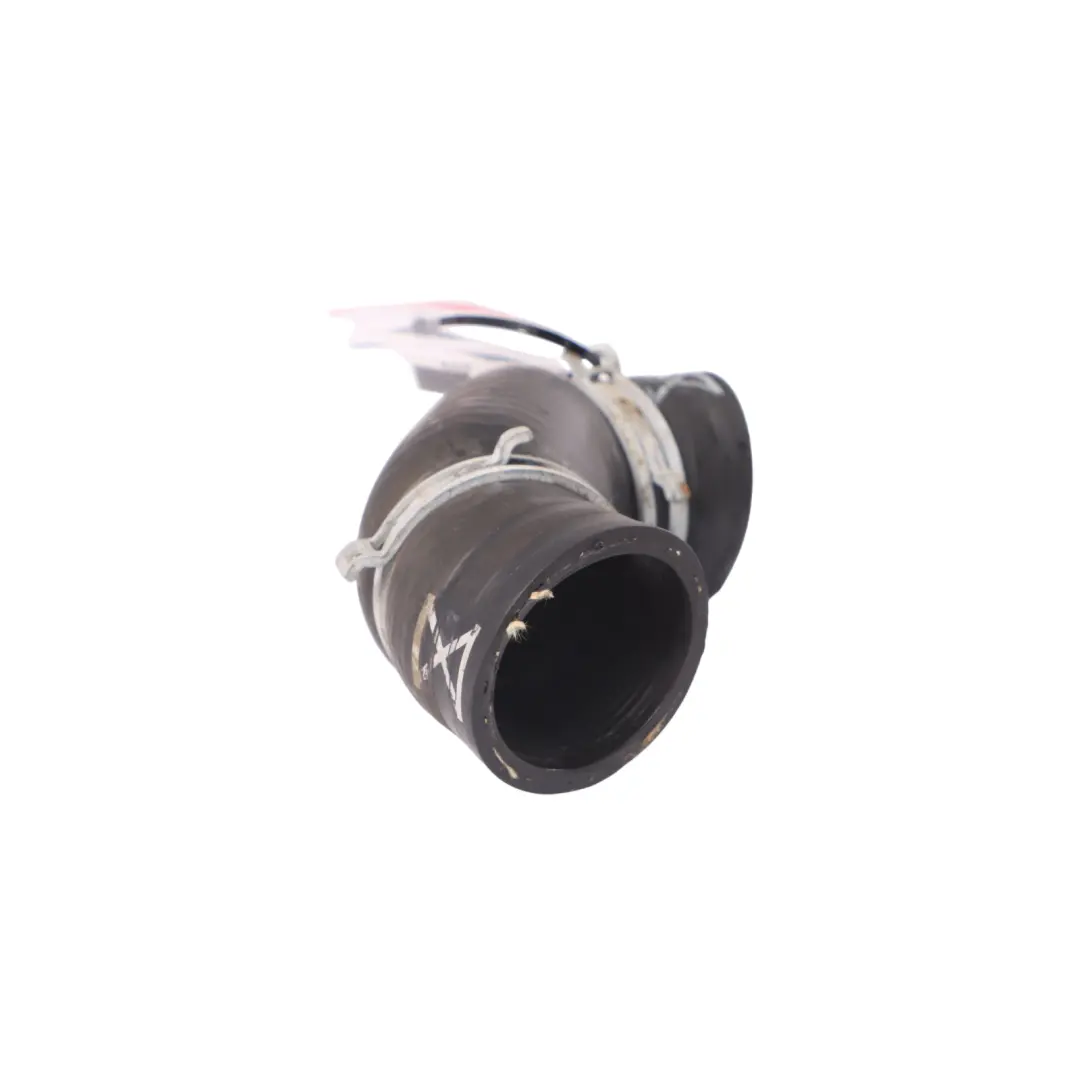 Audi A3 8V Refrigerador EGR Manguera - SKU 04L131521E - Número de pieza 04L131521E