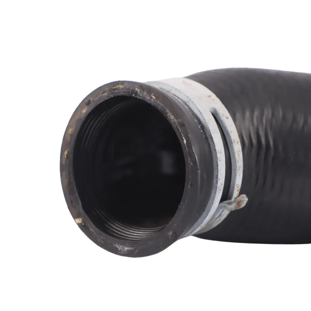 Refrigerador EGR Manguera para Audi A3 8V con número de pieza 04L131521E Audi A3 8V Refrigerador EGR Manguera - SKU 04L131521E - Número de pieza 04L131521E