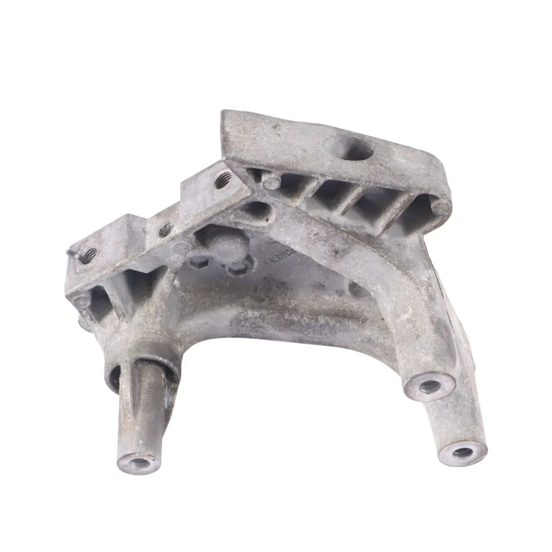 Audi A3 8V 30 TDI DGTE Engine Mount Bracket Holder Carrier Support - SKU 04L199207 - Part number 04L199207