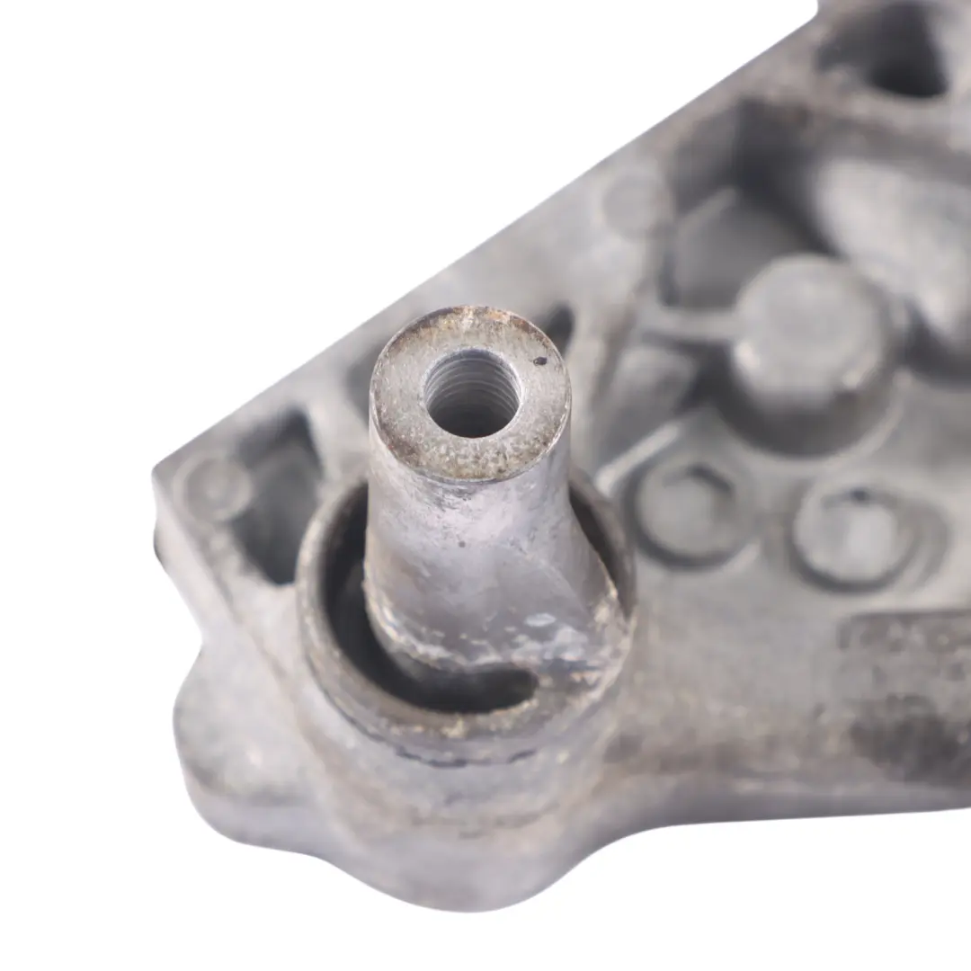 Audi A3 8V 30 TDI DGTE Engine Mount Bracket Holder Carrier Support - SKU 04L199207 - Part number 04L199207