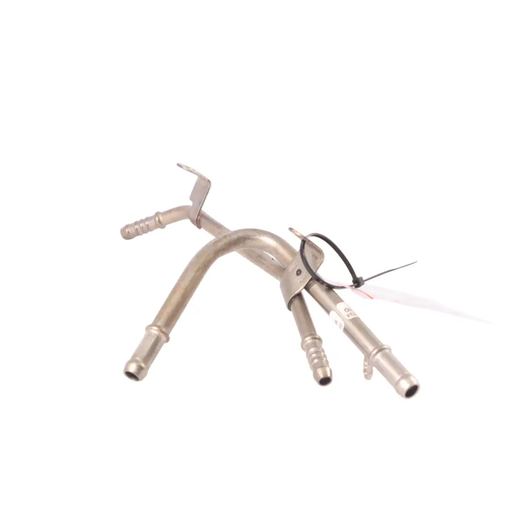 Tubo de alimentación manguera tubo combustible motor para Audi A3 8V con número de pieza 04L201360L Audi A3 8V Tubo de alimentación manguera tubo combustible motor - SKU 04L201360L - Número de pieza 04L201360L