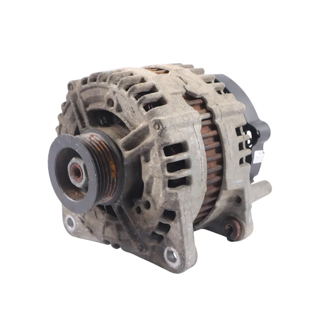 Alternator do Audi Q7 4L Diesel o numerze 059903018E Audi Q7 4L Diesel Alternator - SKU 059903018E - Numer Części 059903018E