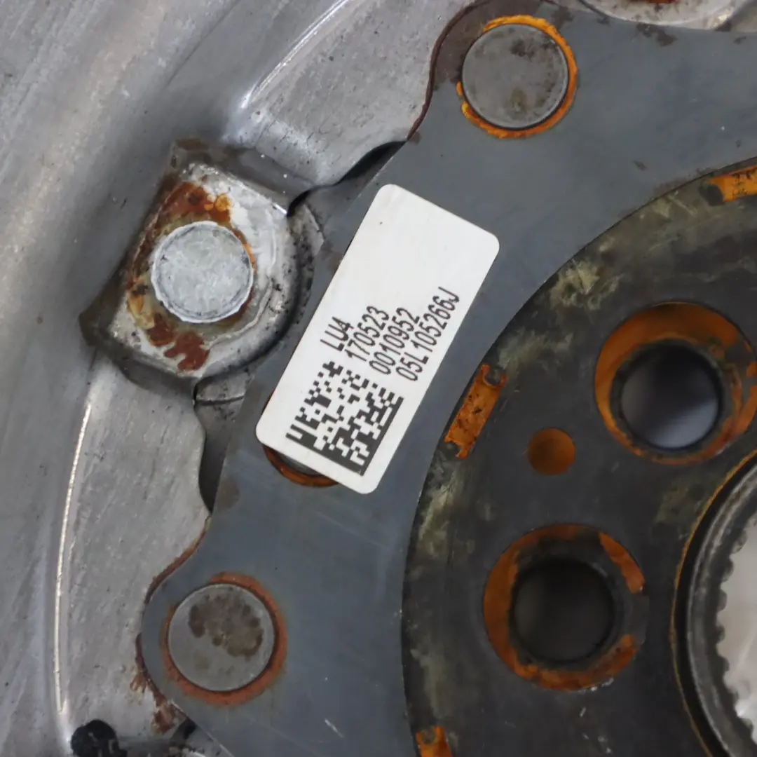 Benzina Volano doppia massa per Volkswagen Audi Skoda Seat 2.0 TFSI con numero di parte 05L105266J Volkswagen Audi Skoda Seat 2.0 TFSI Benzina Volano doppia massa - SKU 05L105266J - Numero di parte 05L105266J