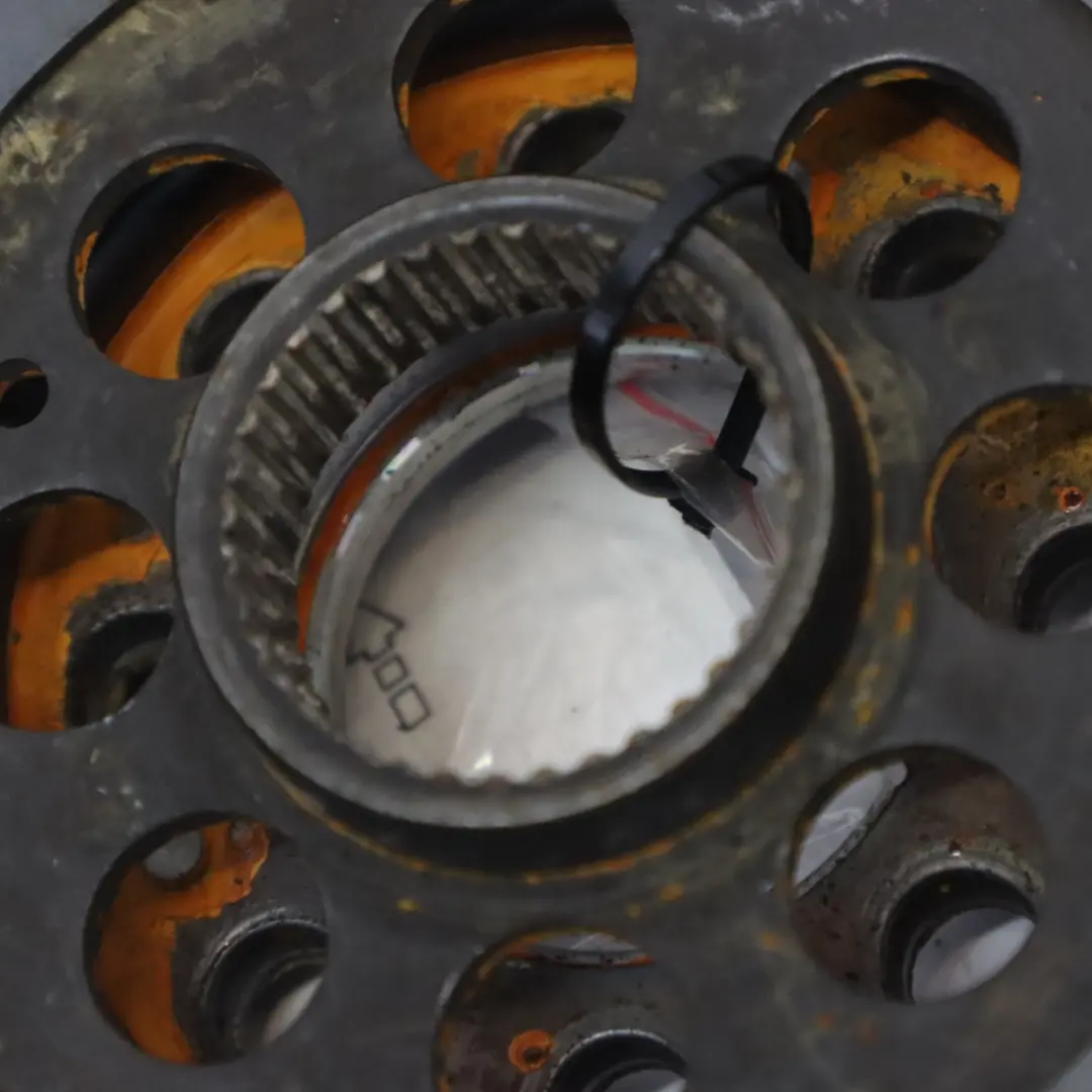 Benzina Volano doppia massa per Volkswagen Audi Skoda Seat 2.0 TFSI con numero di parte 05L105266J Volkswagen Audi Skoda Seat 2.0 TFSI Benzina Volano doppia massa - SKU 05L105266J - Numero di parte 05L105266J