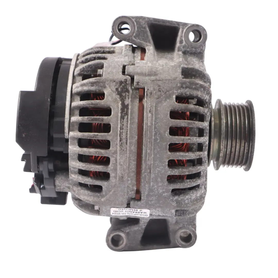 Audi A4 B7 Alternator Prądnica Elektryczna Silnika 14V 140A - SKU 06B903016AB-1 - Numer Części 06B903016AB
