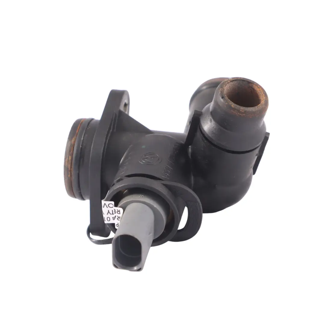 Acqua refrigerante motore flangia tubo flessibile linea per Audi A4 B7 con numero di parte 06D121133A Audi A4 B7 Acqua refrigerante motore flangia tubo flessibile linea - SKU 06D121133A - Numero di parte 06D121133A