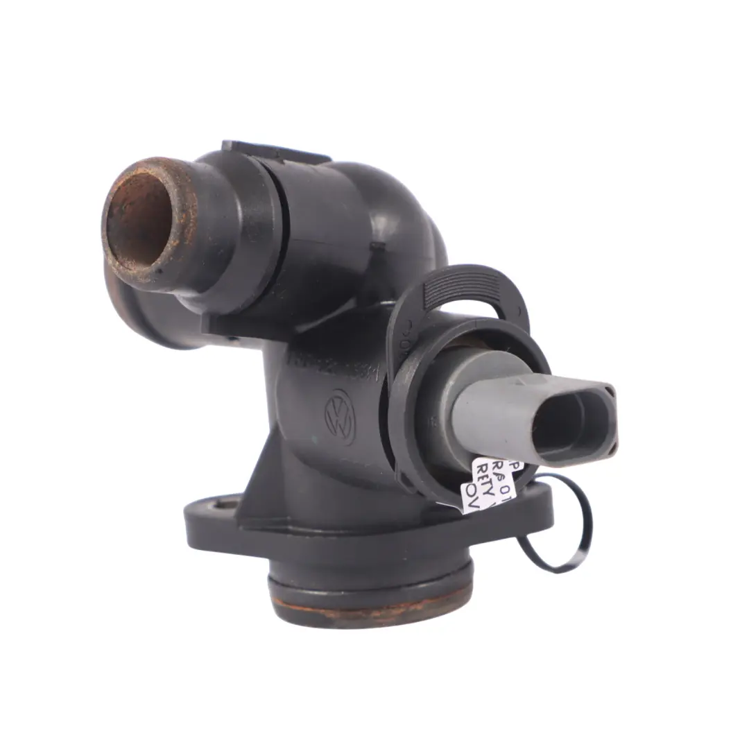 Audi A4 B7 Ligne de tuyaux à bride refroidissement de l'eau du moteur - SKU 06D121133A - Numéro de pièce 06D121133A