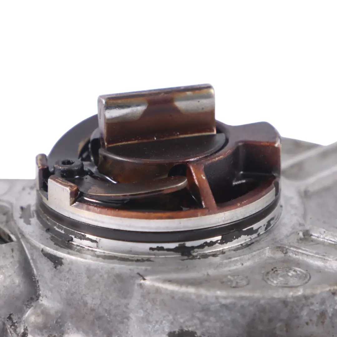 Audi A4 B7 2.0 TFSI BGB Pompe à vide moteur essence - SKU 06D145100E - Numéro de pièce 06D145100E