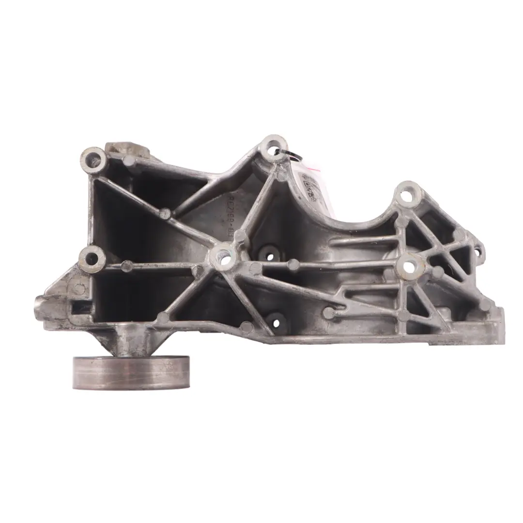 BGB Benzina Supporto staffa alternatore per Audi A4 B7 2.0 TFSI con numero di parte 06D903143C Audi A4 B7 2.0 TFSI BGB Benzina Supporto staffa alternatore - SKU 06D903143C - Numero di parte 06D903143C