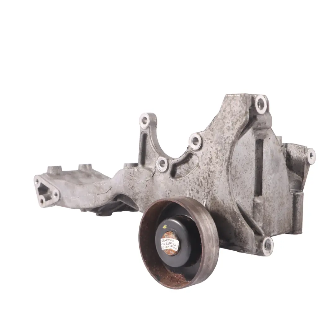 BGB Benzina Supporto staffa alternatore per Audi A4 B7 2.0 TFSI con numero di parte 06D903143C Audi A4 B7 2.0 TFSI BGB Benzina Supporto staffa alternatore - SKU 06D903143C - Numero di parte 06D903143C