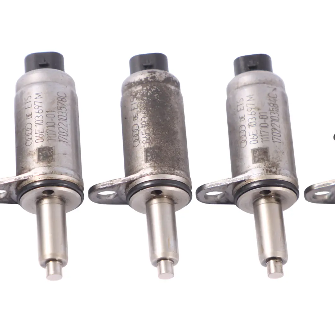 CFGB Set regolatori fasatura degli alberi camme per Audi A3 8P 2.0 TDI con numero di parte 06E103697M Audi A3 8P 2.0 TDI CFGB Set regolatori fasatura degli alberi camme - SKU 06E103697M-1 - Numero di parte 06E103697M