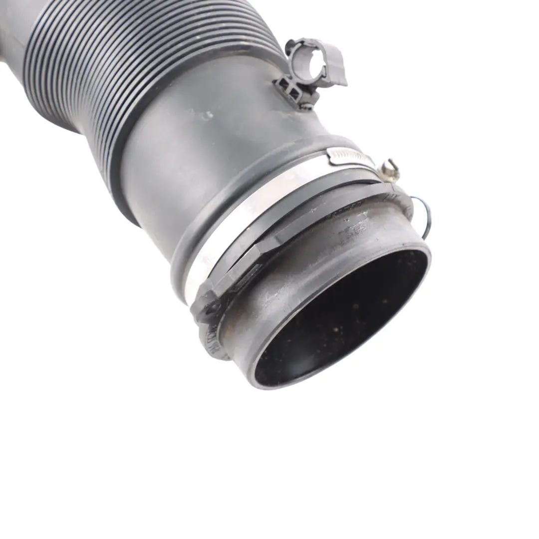 filtro aria uscita tubo flessibile per Audi S5 8T con numero di parte 06E129629Q Audi S5 8T filtro aria uscita tubo flessibile - SKU 06E129629Q - Numero di parte 06E129629Q