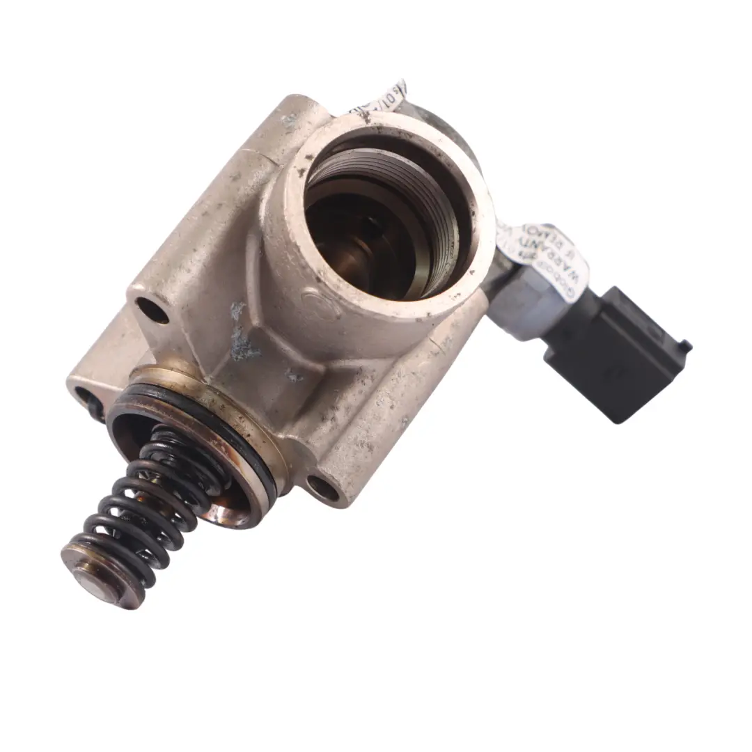 Audi A4 B7 2.0 TFSI BGB Pompe injection carburant haute pression - SKU 06F127025J-1 - Numéro de pièce 06F127025J
