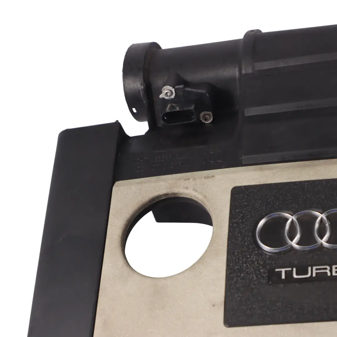 Osłona Obudowa Pokrywa Silnika do Audi TT 8J A3 8P 2.0 TFSI o numerze 06F133837S Audi TT 8J A3 8P 2.0 TFSI Osłona Obudowa Pokrywa Silnika - SKU 06F133837S - Numer Części 06F133837S