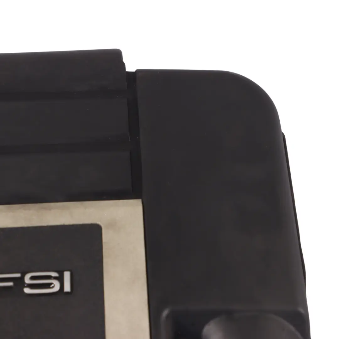 Cubierta superior motor Audi TT 8J A3 8P 2.0 TFSI Petrol Panel Trim para con número de pieza 06F133837S Cubierta superior motor Audi TT 8J A3 8P 2.0 TFSI Petrol Panel Trim - SKU 06F133837S - Número de pieza 06F133837S