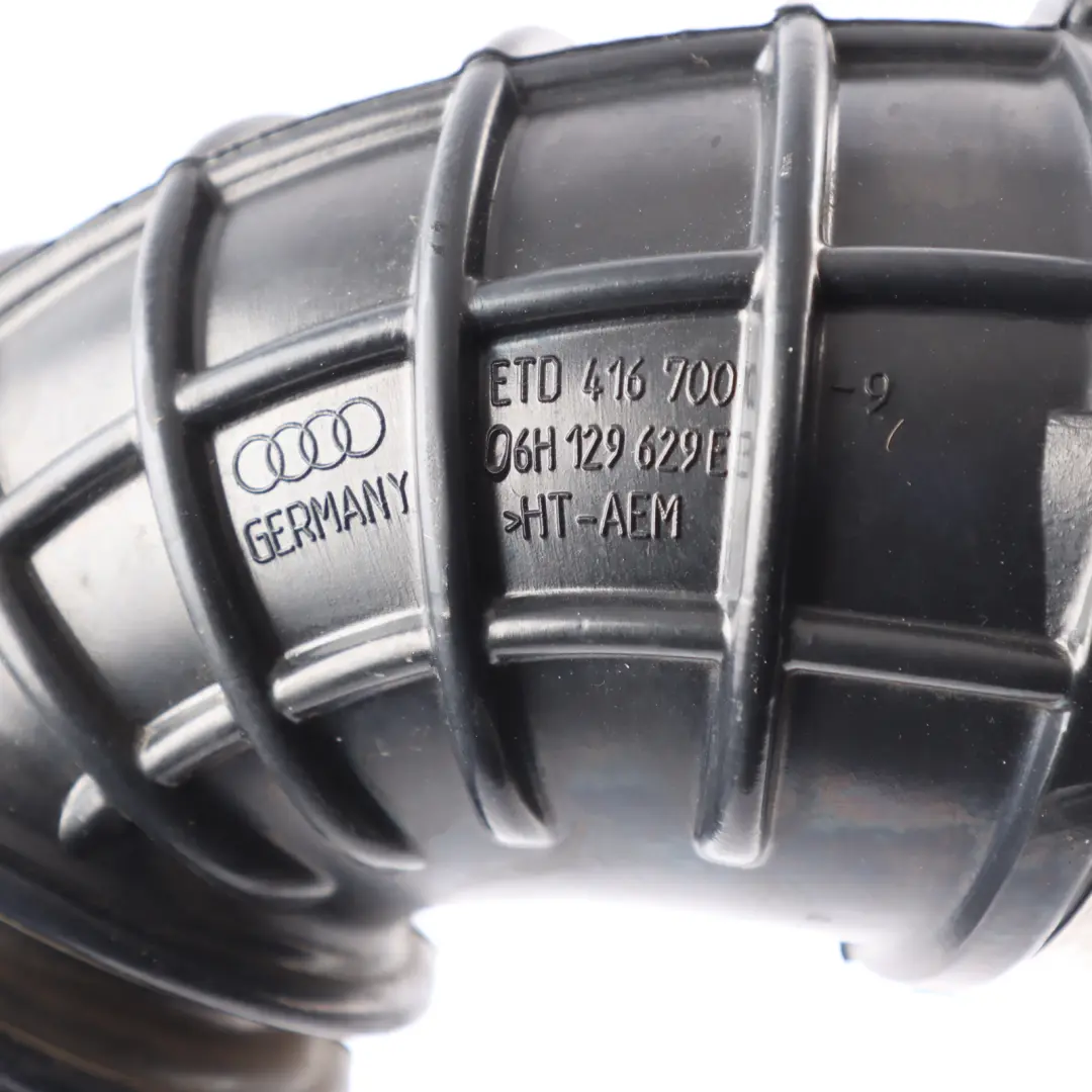 Luft Ansaugrohr Turbo Ladeluft Kühler Schlauch für Audi A4 B8 A5 8T mit Teilenummer 06H129629E Audi A4 B8 A5 8T Luft Ansaugrohr Turbo Ladeluft Kühler Schlauch - SKU 06H129629E - Teilenummer 06H129629E