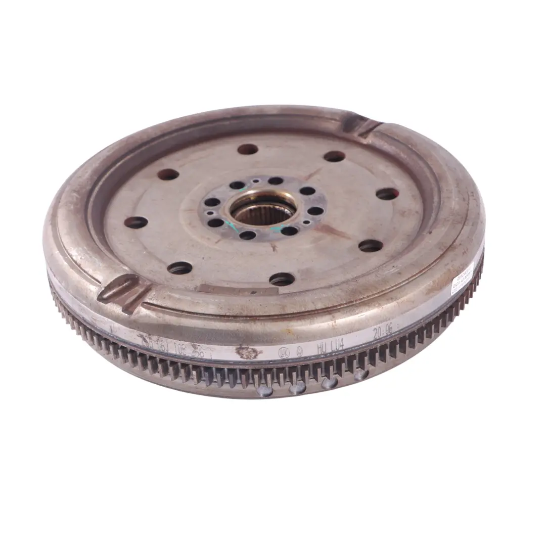 CESA Koło zamachowe Dwumasowe Automat do Audi TT 8J 2.0 TFSI o numerze 06J105266T Audi TT 8J 2.0 TFSI CESA Koło zamachowe Dwumasowe Automat - SKU 06J105266T - Numer Części 06J105266T