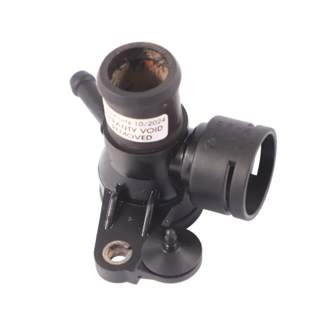 Ligne tuyau bride liquide refroidissement de l'eau Audi TT 8J A4 B8 - SKU 06J121132G - Numéro de pièce 06J121132G