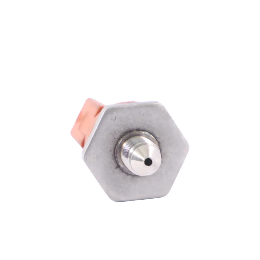 Capteur pression rampe injection d'essence pour Volkswagen Seat Audi Skoda à propos du numéro de pièce 06J906051D Volkswagen Seat Audi Skoda Capteur pression rampe injection d'essence - SKU 06J906051D - Numéro de pièce 06J906051D