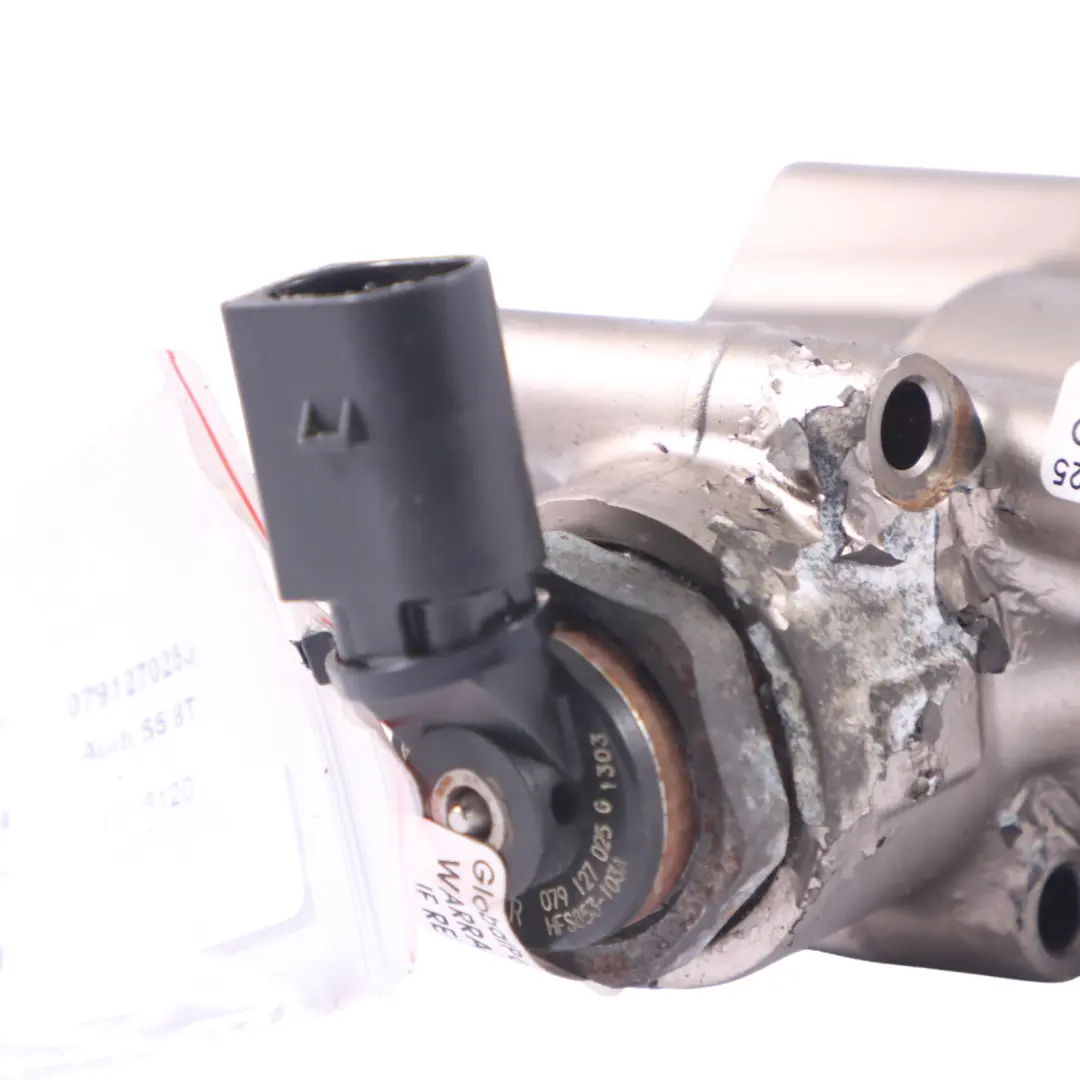 Audi S5 8T 4.2 FSI Pompe à carburant Haute Pression Valve Essence - SKU 079127025J - Numéro de pièce 079127025J