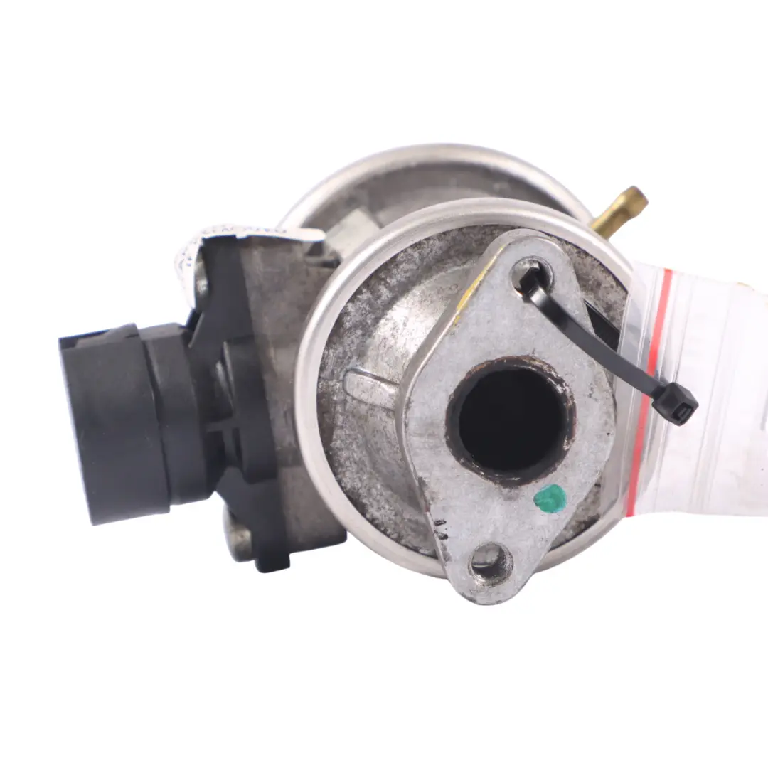 Audi A5 S5 8T 4,2 V8 Válvula combinación gases escape derecha - SKU 079131102C - Número de pieza 079131102C