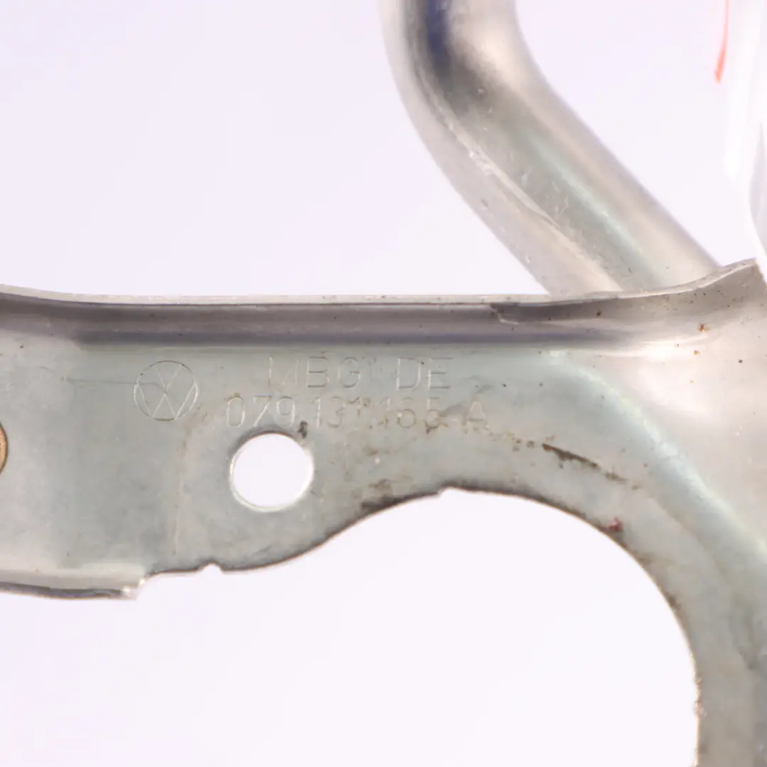 Audi A5 S5 8T 4.2 V8 Kombi-Ventil Adapter Rohr Schlauch Links N/S - SKU 079131165A - Teilenummer 079131165A
