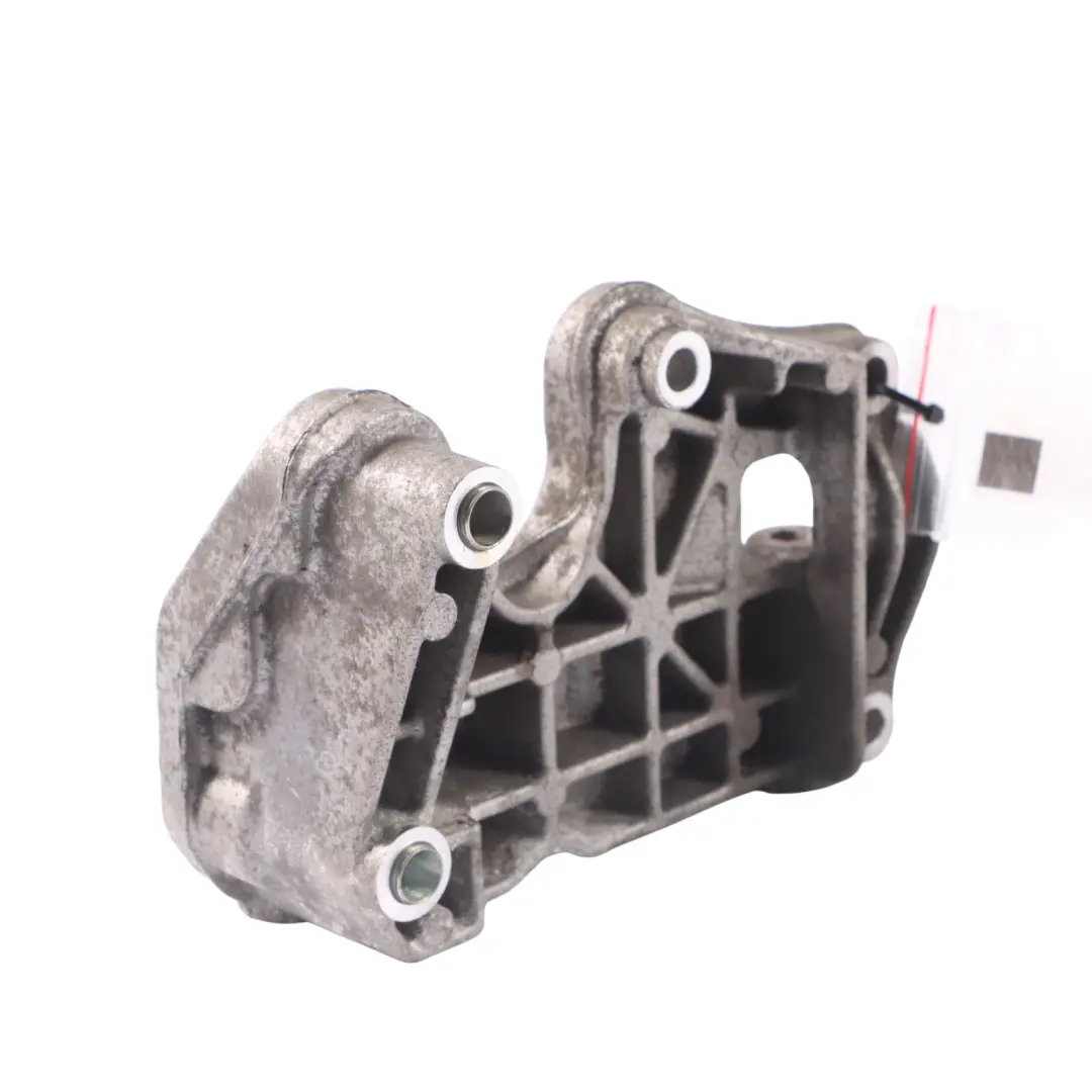 Wspornik Mocowanie Uchwyt Alternatora do Audi A5 S5 S5 8T 4.2 FSI o numerze 079903805AF Audi A5 S5 S5 8T 4.2 FSI Wspornik Mocowanie Uchwyt Alternatora - SKU 079903805AF - Numer Części 079903805AF