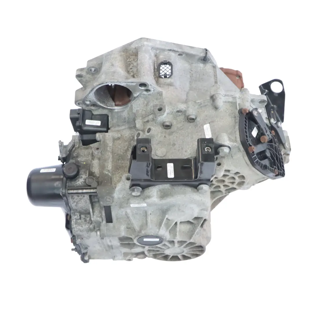 CXMA Automatyczna Skrzynia Biegów DSG RCW do Audi A1 8X 1.6 TDI o numerze 0AM300065L Audi A1 8X 1.6 TDI CXMA Automatyczna Skrzynia Biegów DSG RCW - SKU 0AM300065L - Numer Części 0AM300065L