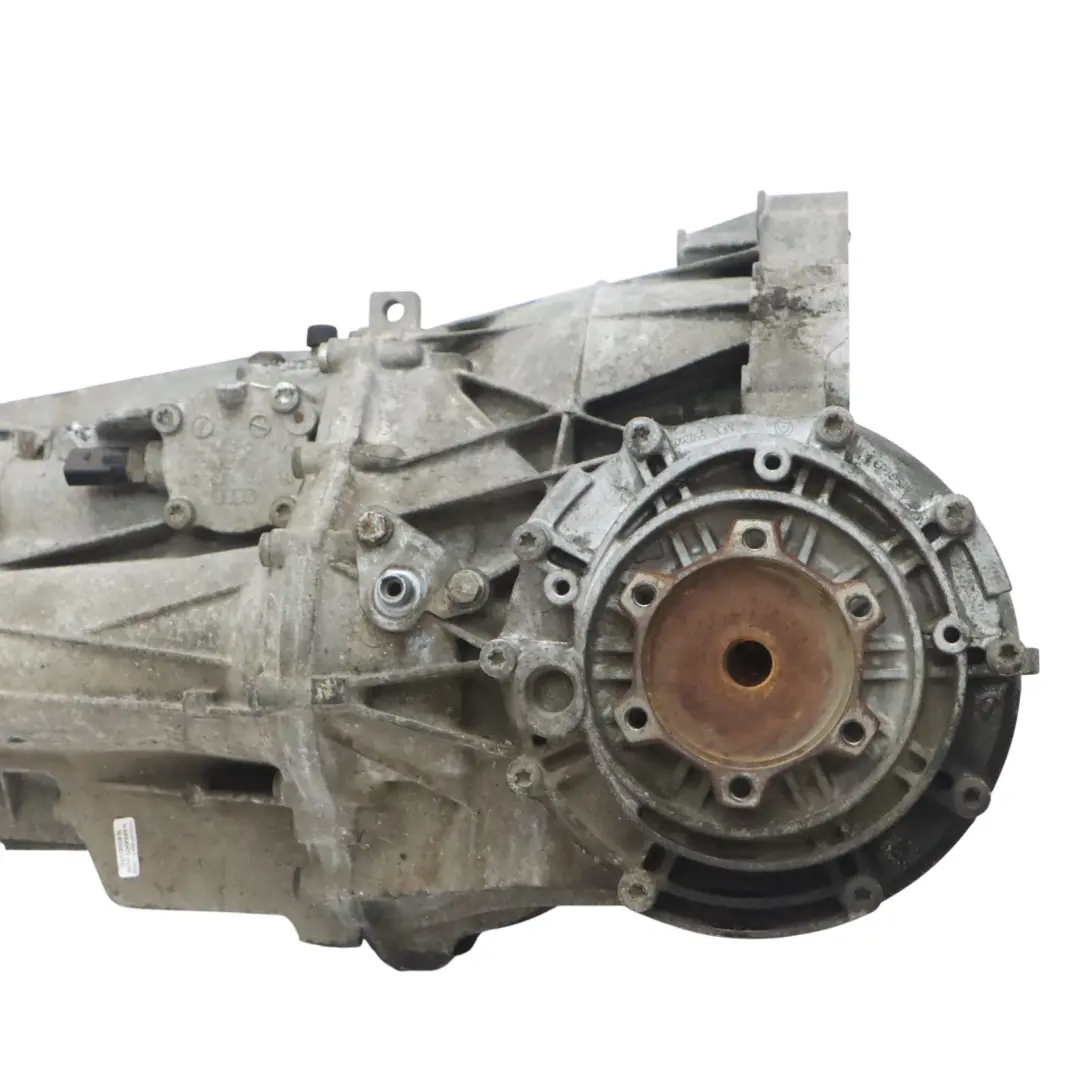 Schalt Getriebe 6 Gang KMU 0B4300040G GARANTIE für Audi A5 8T 3.0 TDI CAPA Quattro mit Teilenummer 0B4300027B Audi A5 8T 3.0 TDI CAPA Quattro Schalt Getriebe 6 Gang KMU 0B4300040G GARANTIE - SKU 0B4300027B - Teilenummer 0B4300027B