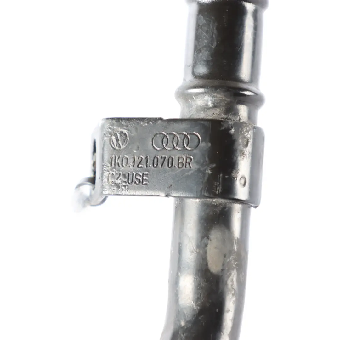 Manguera Agua Tubería Refrigerante para VW Volkswagen Golf 1.6 2.0 TDI con número de pieza 1K0121070CE VW Volkswagen Golf 1.6 2.0 TDI Manguera Agua Tubería Refrigerante - SKU 1K0121070CE-1 - Número de pieza 1K0121070CE