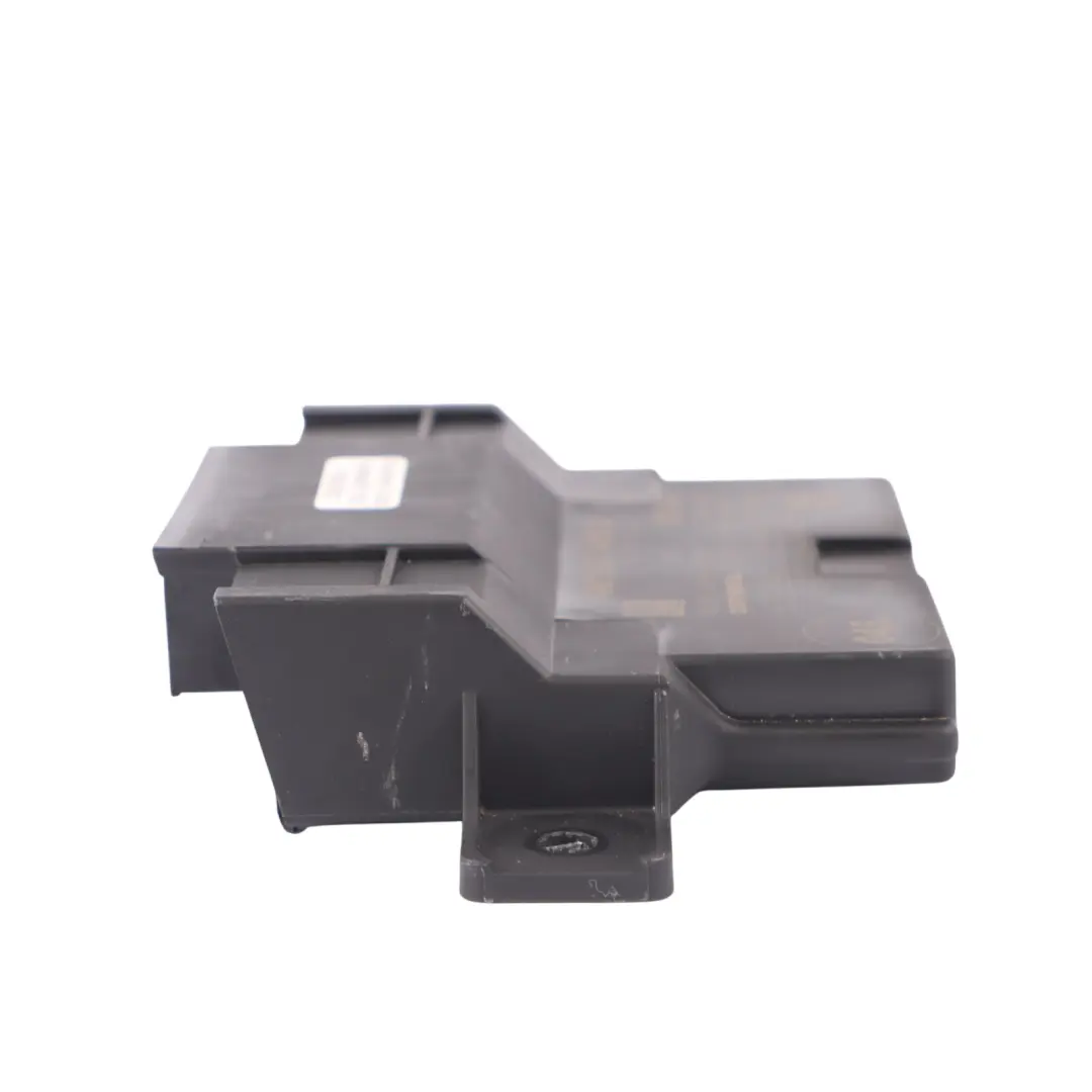 Gateway Control Module Unit ECU to Audi A4 B9 with Part number 4M1907468D Audi A4 B9 Gateway Control Module Unit ECU - SKU 4M1907468D - Part number 4M1907468D