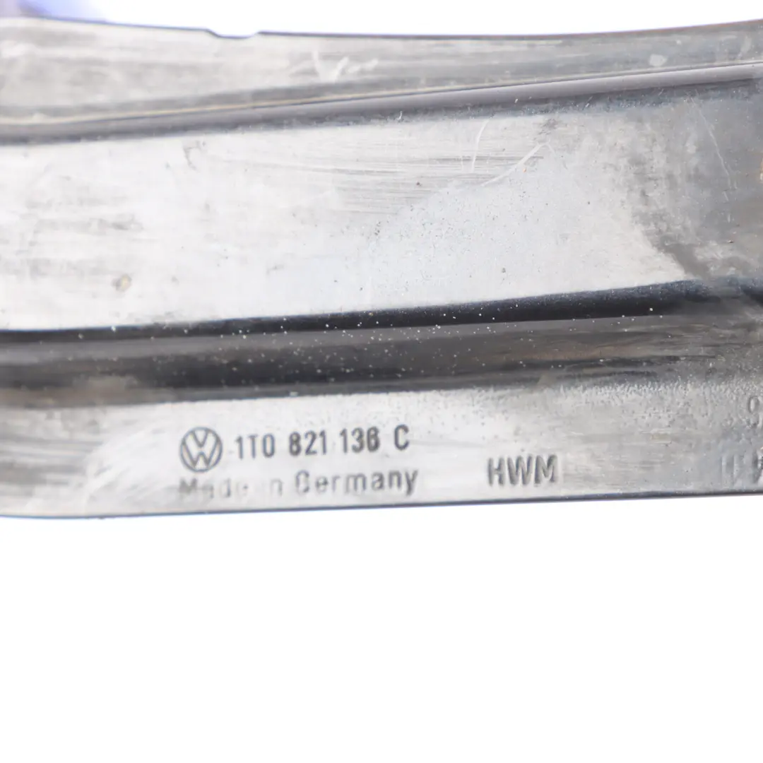 Wing Fender Mount Front Right O/S Bracket to Volkswagen Touran 1T with Part number 1T0821136C Volkswagen Touran 1T Wing Fender Mount Front Right O/S Bracket - SKU 1T0821136C - Part number 1T0821136C