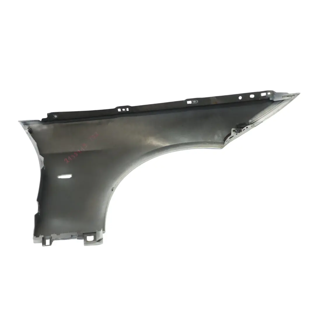 Panel lateral Fender Wing Delantero Izquierdo Titansilber Plata 354 para BMW E92 E93 con número de pieza 2155919 BMW E92 E93 Panel lateral Fender Wing Delantero Izquierdo Titansilber Plata 354 - SKU 2155919-TS2 - Número de pieza 2155919