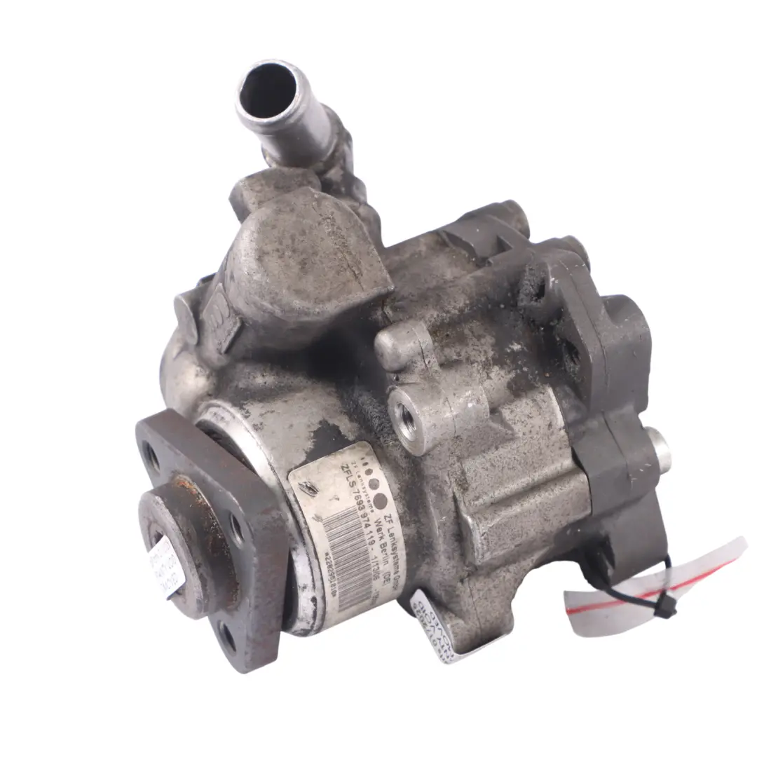 S58 Pompa Wspomagania Układu Kierowniczego do BMW E60 M5 E63 M6 o numerze 2282951 BMW E60 M5 E63 M6 S58 Pompa Wspomagania Układu Kierowniczego - SKU 2282951 - Numer Części 2282951