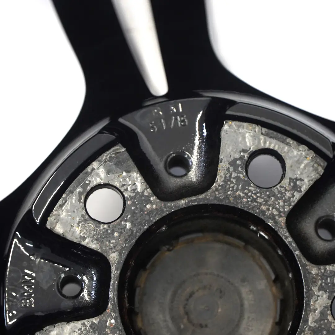 Cerchio ruota anteriore BMW F12 F13 in lega nera 20" 9,5J ET31 M 343 per con numero di parte 2284707 Cerchio ruota anteriore BMW F12 F13 in lega nera 20" 9,5J ET31 M 343 - SKU 2284707-2 - Numero di parte 2284707