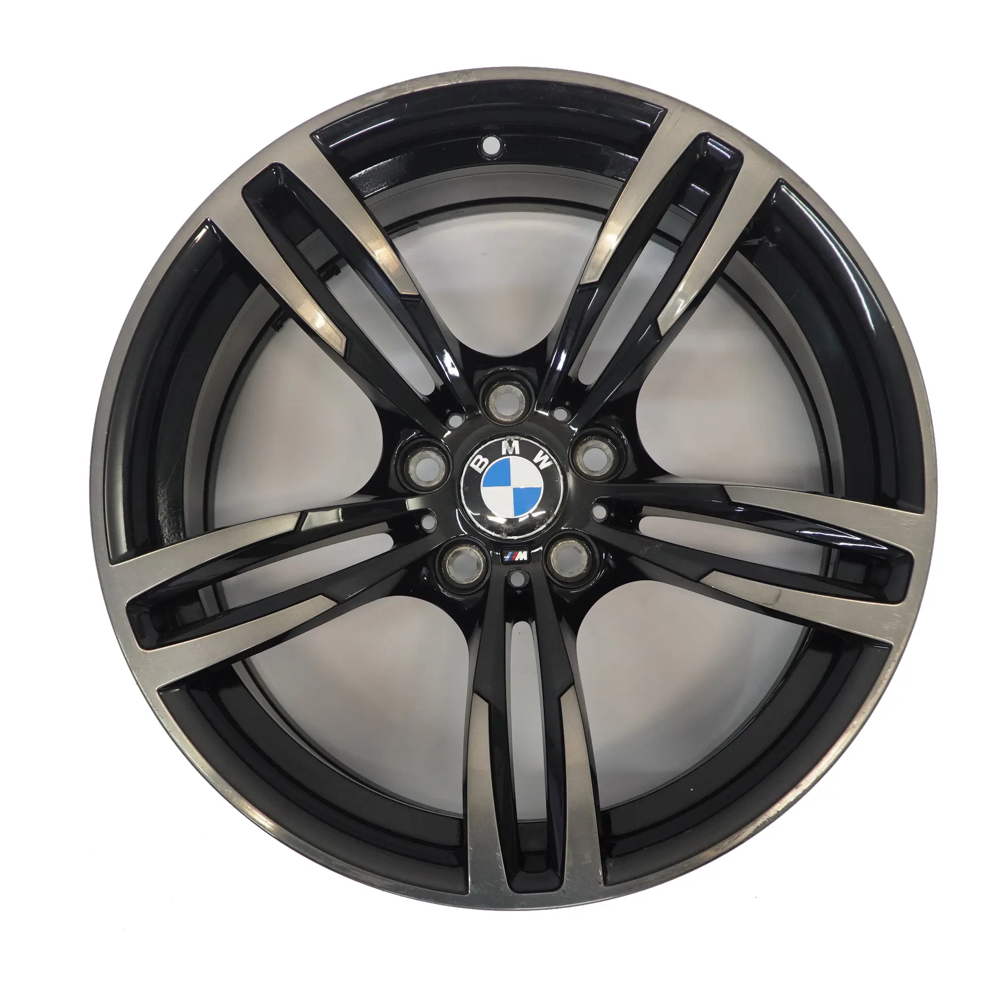 BMW F80 M3 F82 M4 Gris Férrico Llanta Aleación Delantera 19" 9J M Doble Radio