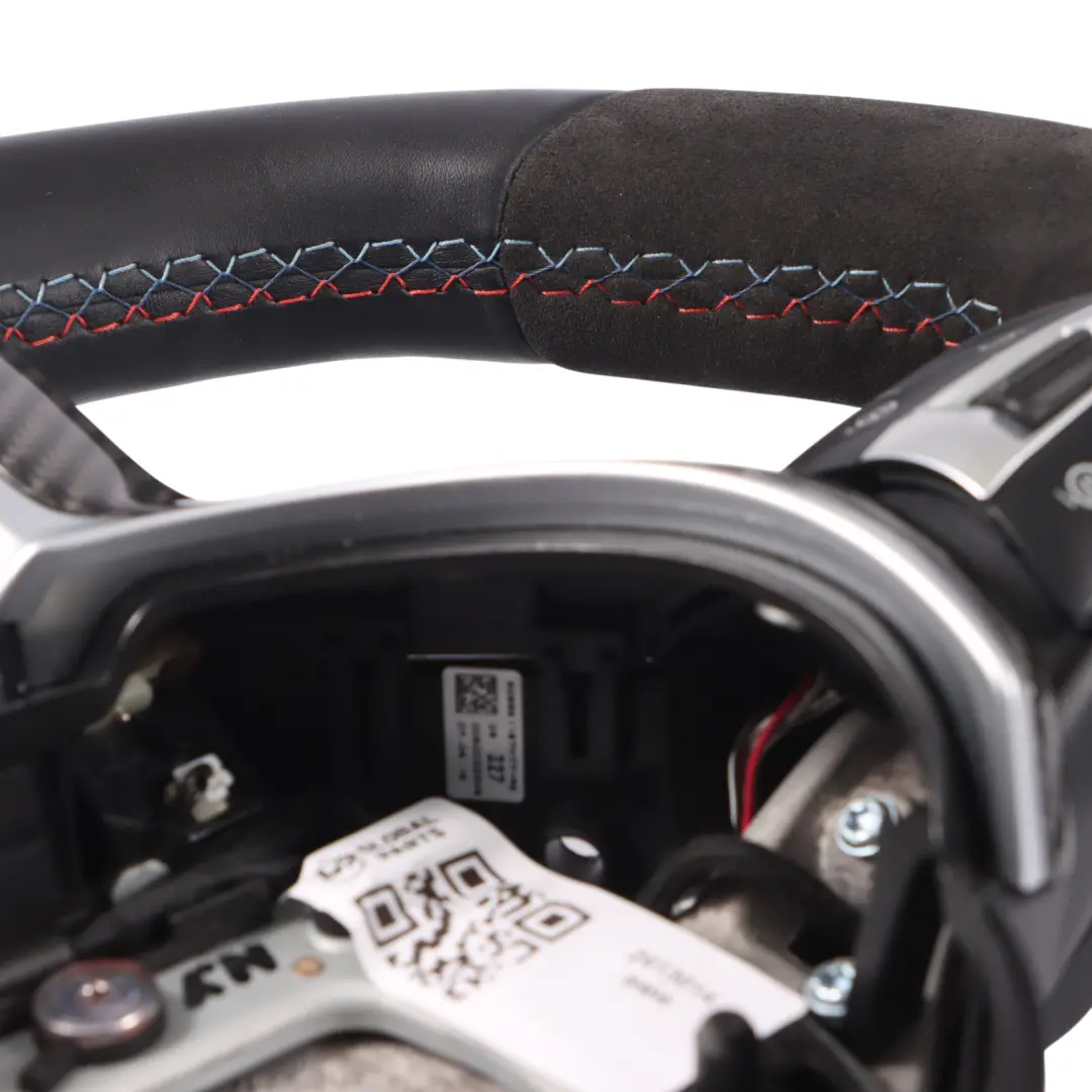Kierownica M Performance Skóra Alcantara Carbon Grzana do BMW F80 M3 F82 M4 o numerze 2413014 BMW F80 M3 F82 M4 Kierownica M Performance Skóra Alcantara Carbon Grzana - SKU 2413014 - Numer Części 2413014