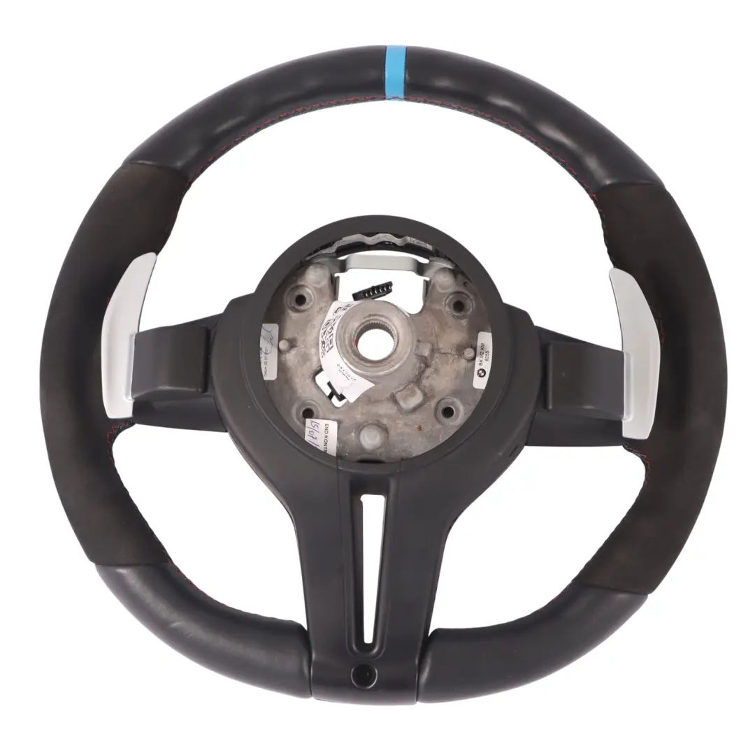 Cuero Alcantara M Performance Carbono Calefactado para Volante BMW F80 M3 F82 M4 con número de pieza 2413014 Volante BMW F80 M3 F82 M4 Cuero Alcantara M Performance Carbono Calefactado - SKU 2413014 - Número de pieza 2413014