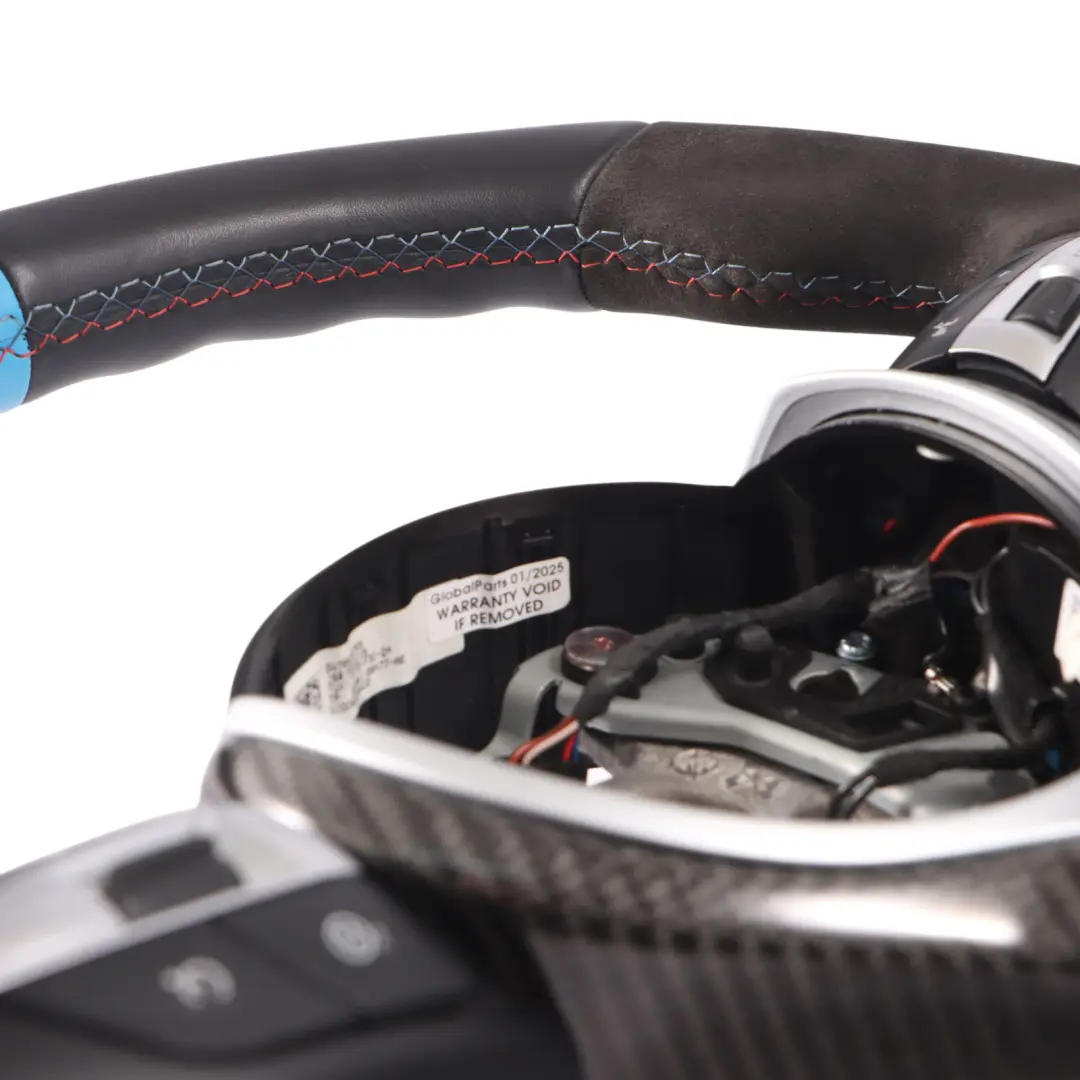 Kierownica M Performance Skóra Alcantara Carbon Grzana do BMW F80 M3 F82 M4 o numerze 2413014 BMW F80 M3 F82 M4 Kierownica M Performance Skóra Alcantara Carbon Grzana - SKU 2413014 - Numer Części 2413014