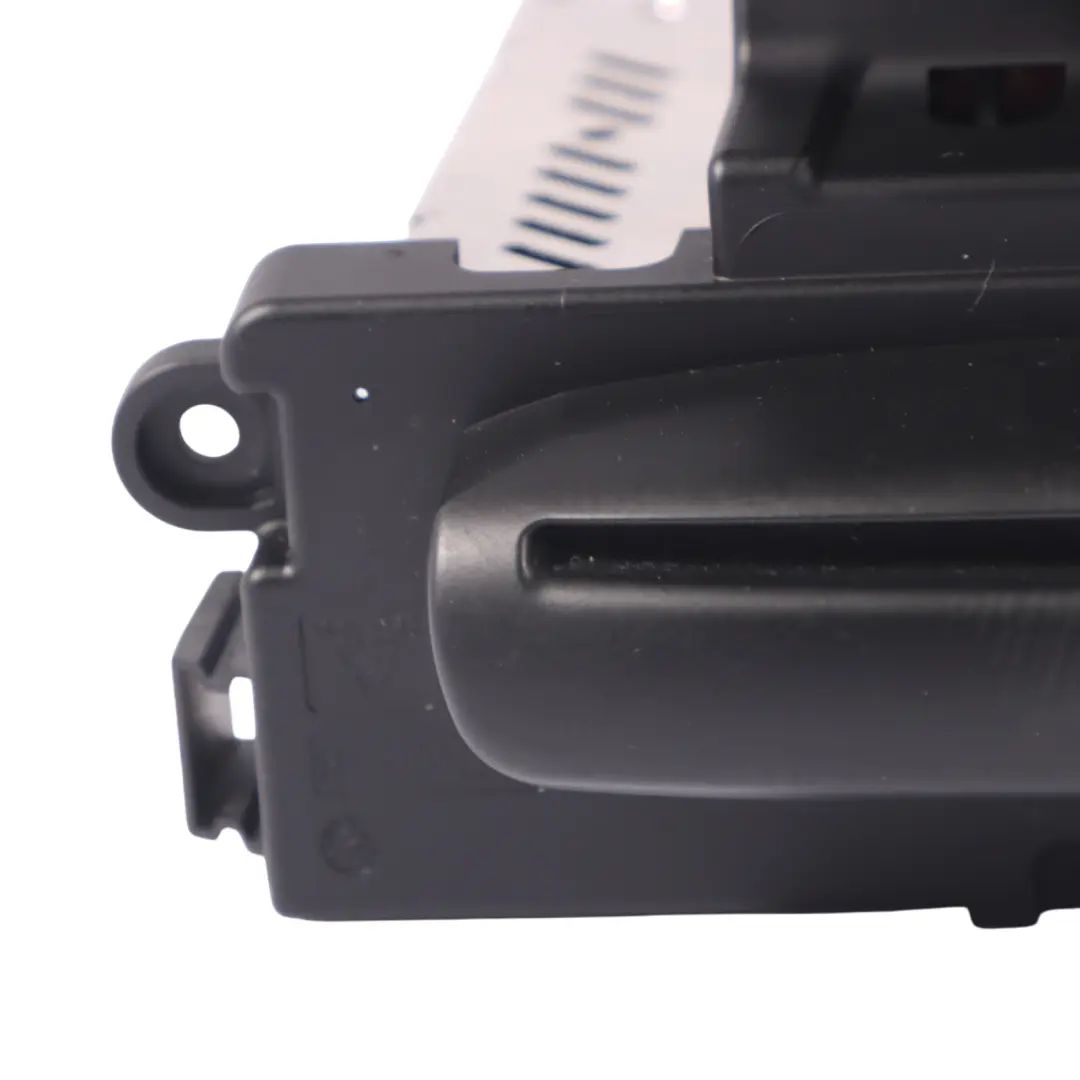 Radio Boost Odtwarzacz CD DAB do MINI R55 R56 R57 LCI R60 LCI o numerze 3457434 MINI R55 R56 R57 LCI R60 LCI Radio Boost Odtwarzacz CD DAB - SKU 3457434-3 - Numer Części 3457434