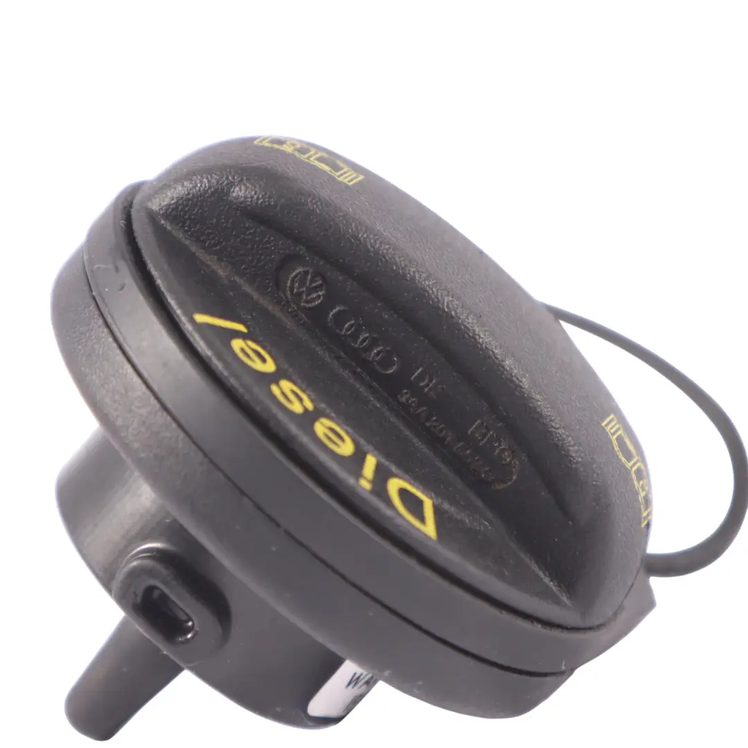 Kraftstoff Klappe Schraube Diesel Cap für Audi A4 B9 mit Teilenummer 3AA201553C Audi A4 B9 Kraftstoff Klappe Schraube Diesel Cap - SKU 3AA201553C - Teilenummer 3AA201553C