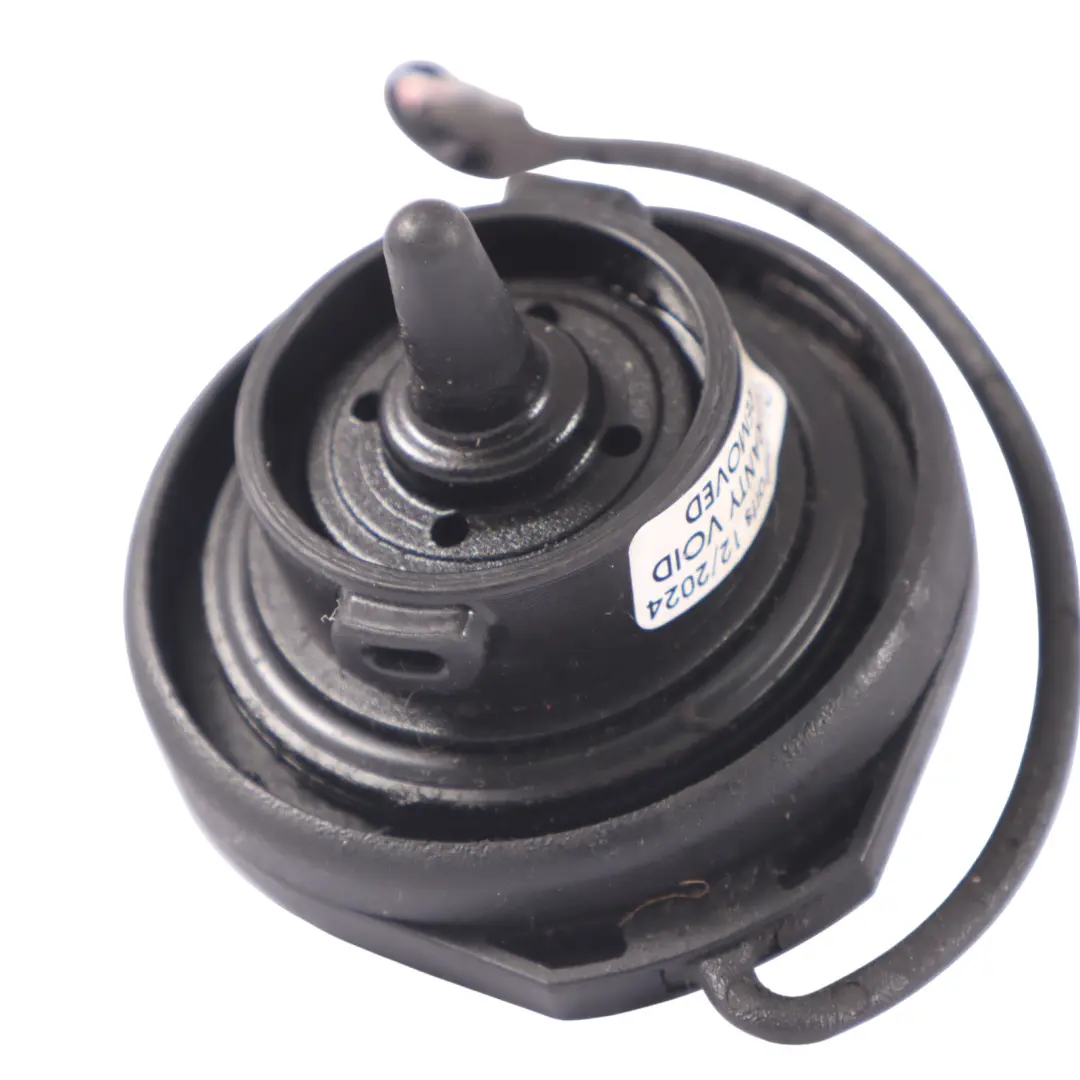 Volkswagen Audi Q2 GA Couvercle remplissage réservoir carburant 3C0201553K - SKU 3C0201550M - Numéro de pièce 3C0201550M