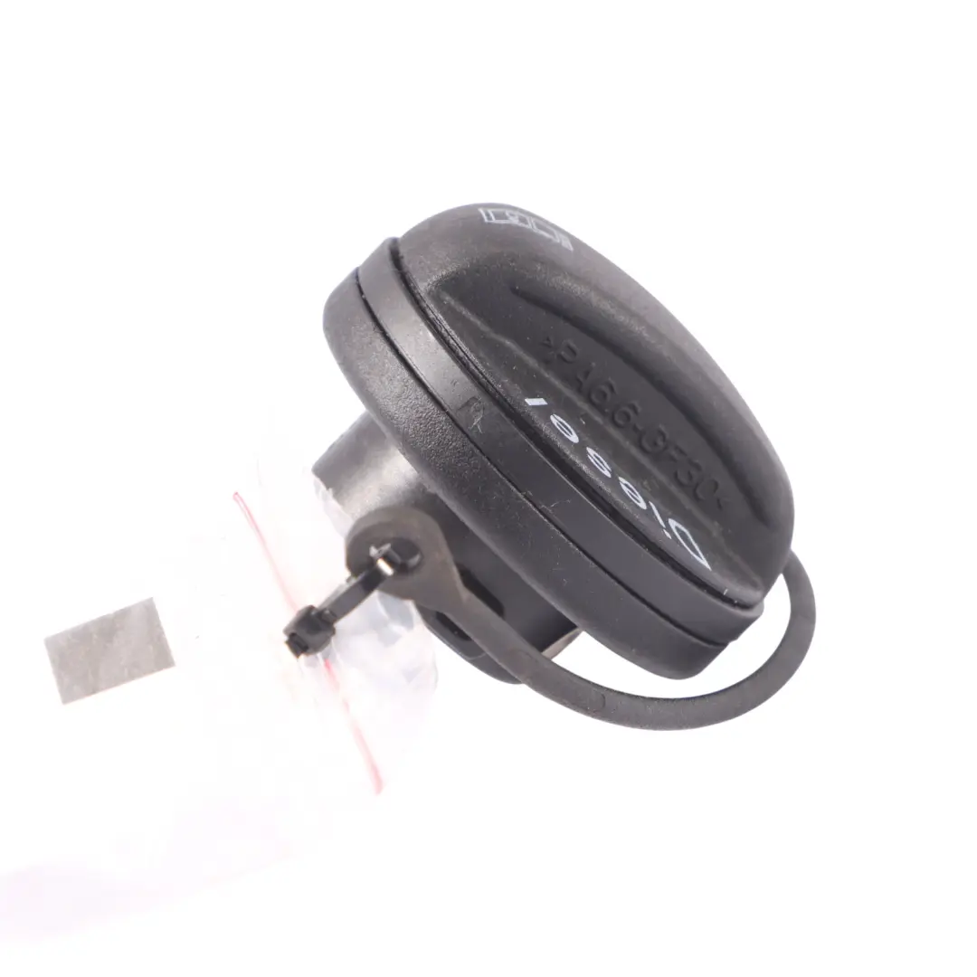 Couvercle remplissage réservoir carburant 3C0201553K pour Volkswagen Audi Q2 GA à propos du numéro de pièce 3C0201550M Volkswagen Audi Q2 GA Couvercle remplissage réservoir carburant 3C0201553K - SKU 3C0201550M - Numéro de pièce 3C0201550M