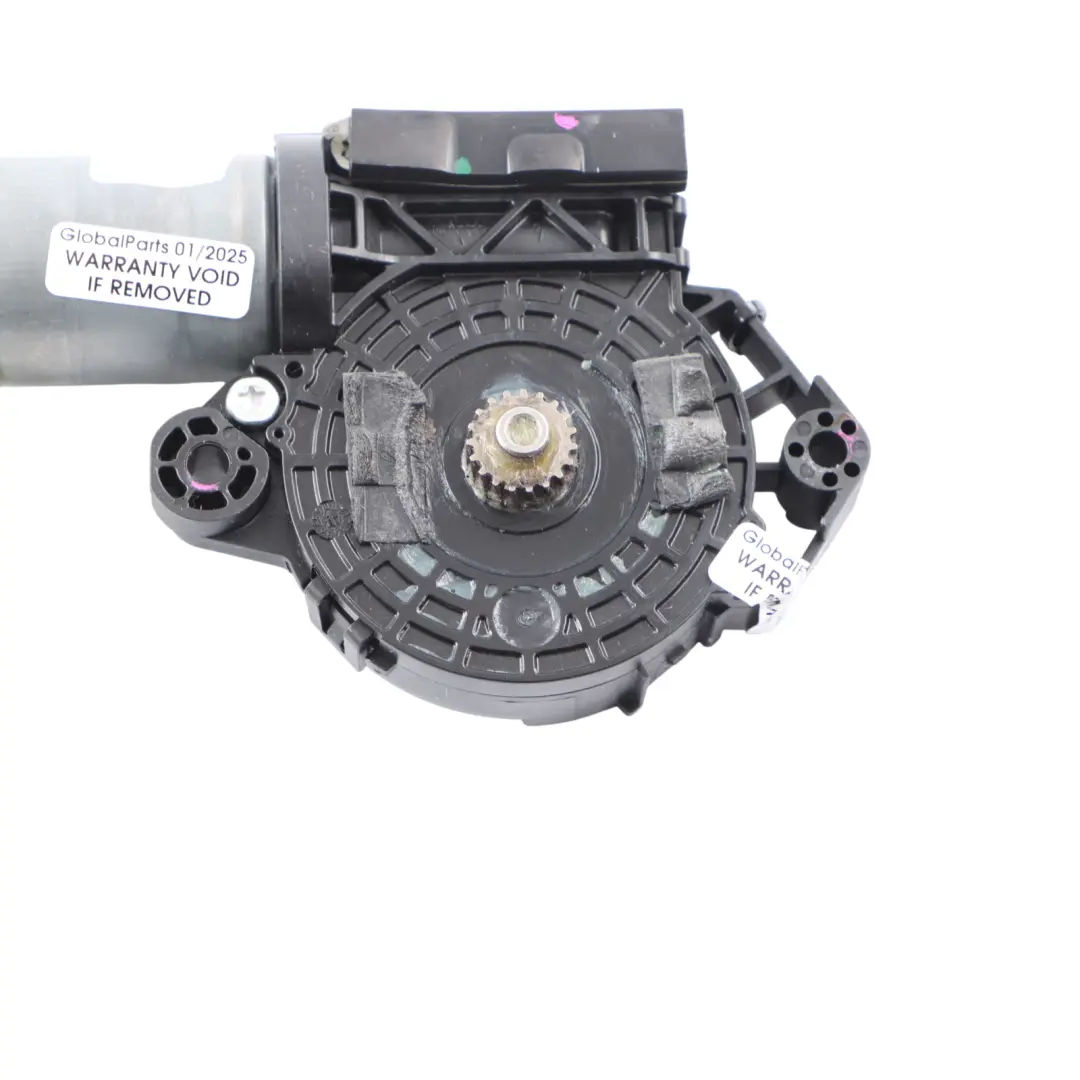 Moteur Toit Ouvrant Panoramique Arrière pour Volkswagen Seat Skoda Audi à propos du numéro de pièce 3G9877795G Volkswagen Seat Skoda Audi Moteur Toit Ouvrant Panoramique Arrière - SKU 3G9877795G - Numéro de pièce 3G9877795G