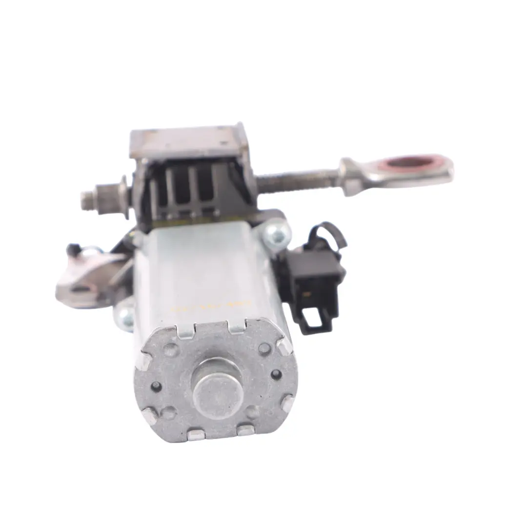 8Y Motor asiento delantero izquierdo Ajustador Motor Actuador para Audi S3 con número de pieza 3Q0959247 Audi S3 8Y Motor asiento delantero izquierdo Ajustador Motor Actuador - SKU 3Q0959247 - Número de pieza 3Q0959247