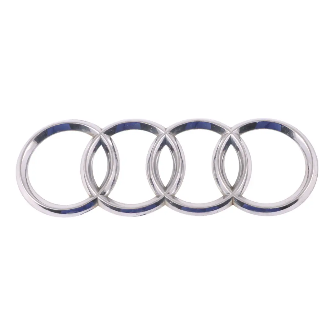 Emblema Tapa del maletero Insignia Cromo para AUDI Q5 8R con número de pieza 420853742 AUDI Q5 8R Emblema Tapa del maletero Insignia Cromo - SKU 420853742 - Número de pieza 420853742