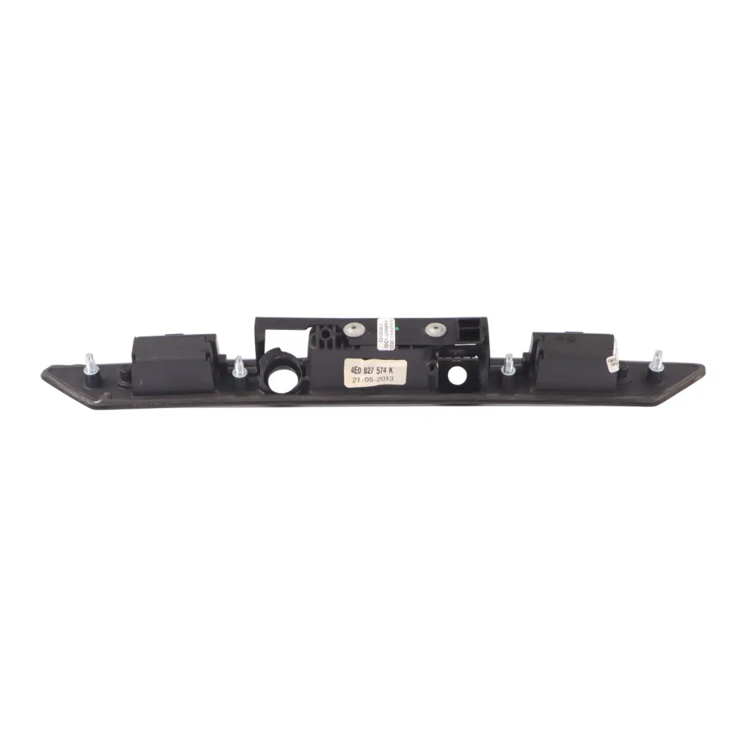 Audi A8L 4H Poignée d'ouverture hayon Lumière plaque dimmatriculation - SKU 4E0827574K - Numéro de pièce 4E0827574K