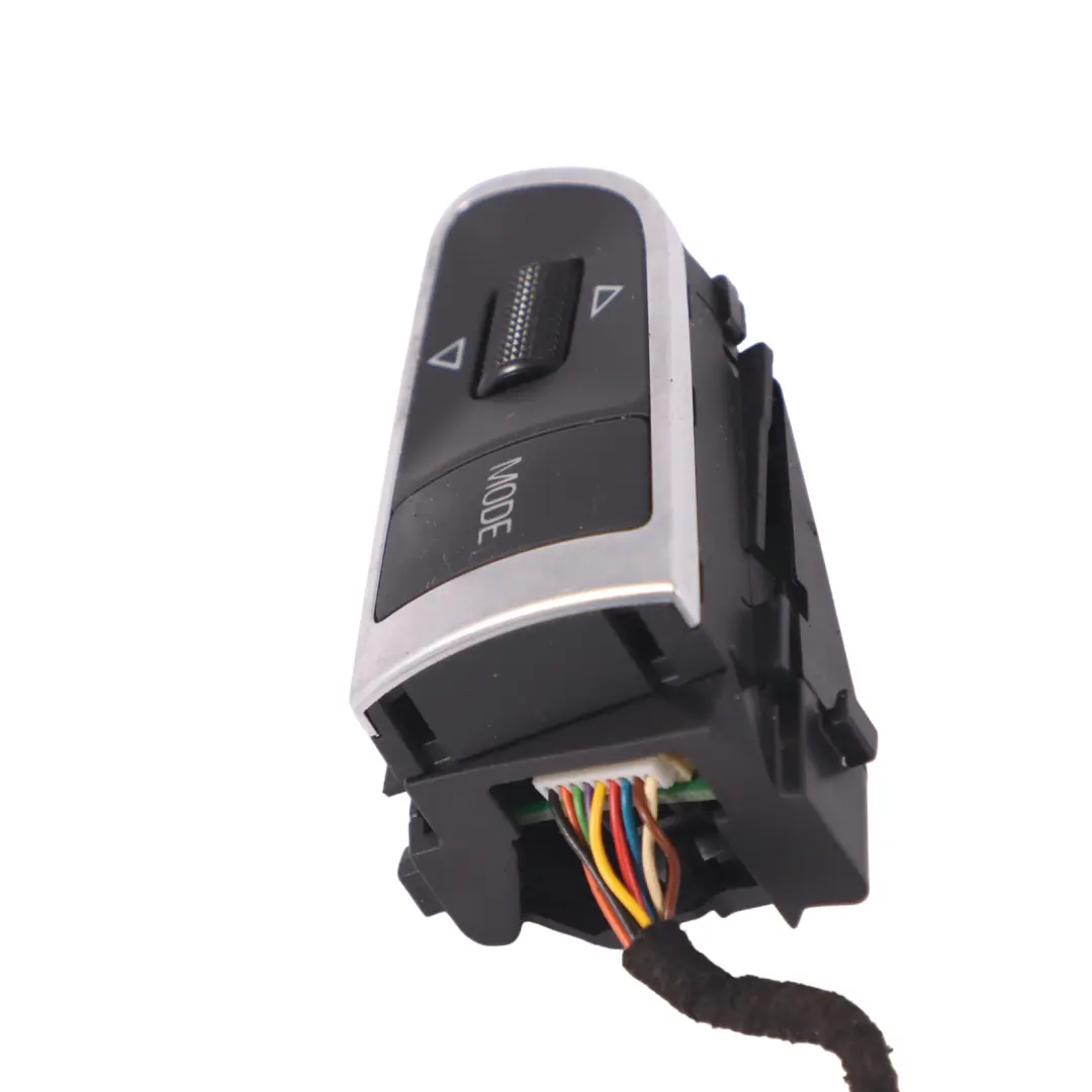 Lenkradtaste Audi A3 A4 A5 A6 Q7 RS5 Steuerschalter für mit Teilenummer 4E0951527AH Lenkradtaste Audi A3 A4 A5 A6 Q7 RS5 Steuerschalter - SKU 4E0951527AH - Teilenummer 4E0951527AH